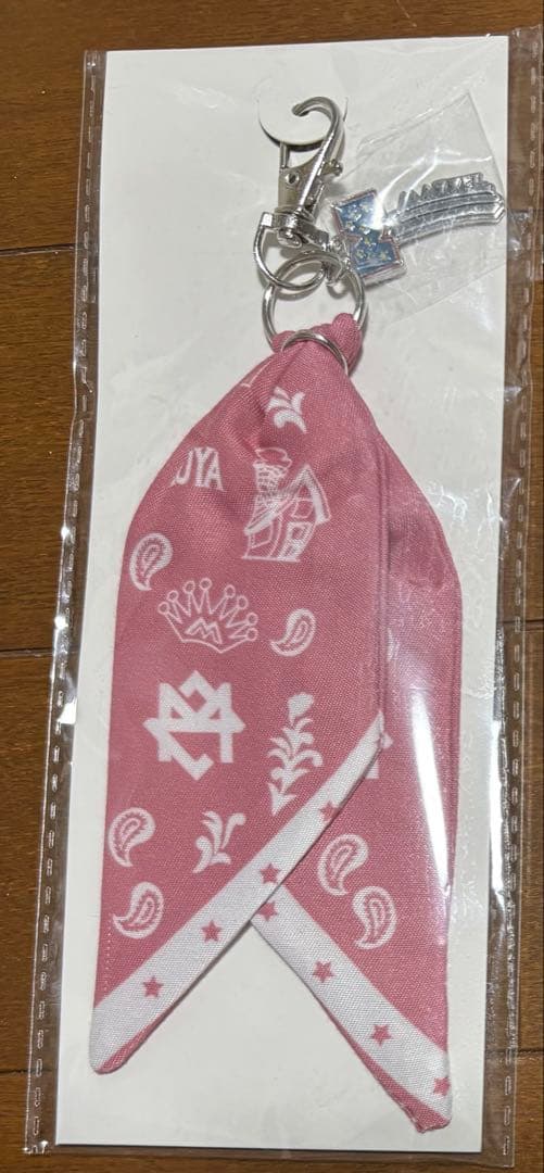 MAZZEL ROOM NAOYAバンダナキーホルダー