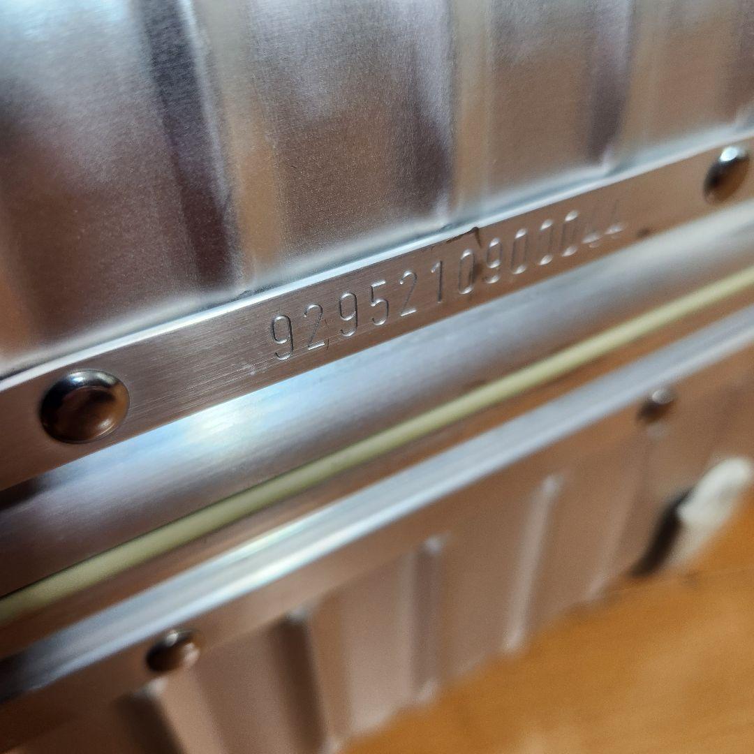 RIMOWA トパーズ 92952 青ロゴ キャリーケース 32L 機内持ち込み