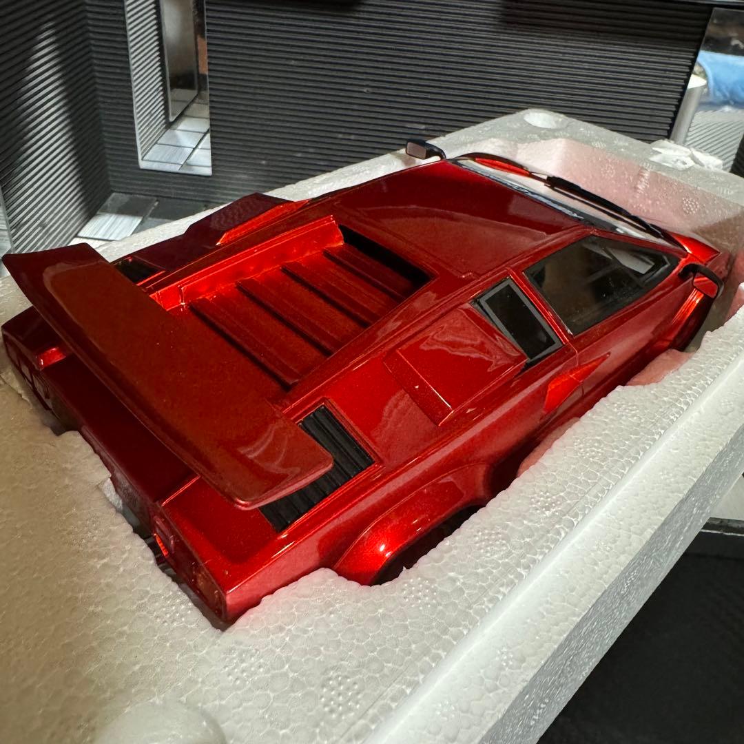 未展示品GTスピリット1/18ケーニッヒスペシャル カウンタックレッドメタリック