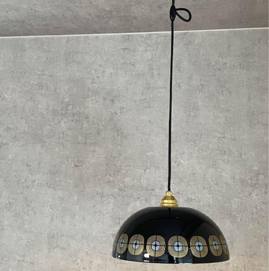 TKO/琺瑯の美しい艶と真鍮を用いたペンダントライト