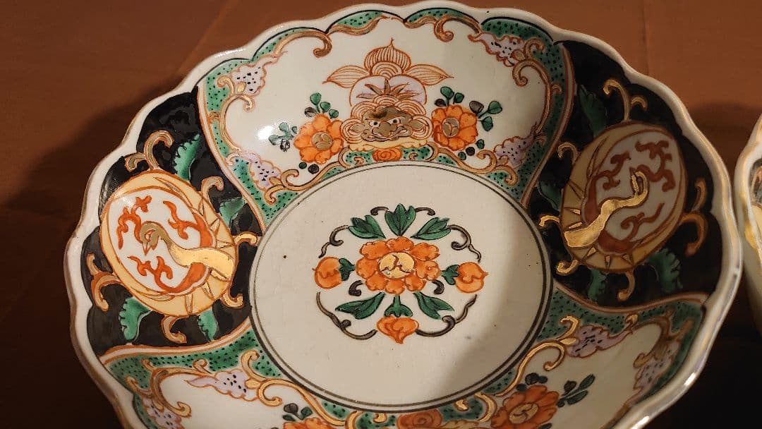 古伊万里　伊万里　色絵　金襴手　獅子の図　菓子鉢　大鉢　２客