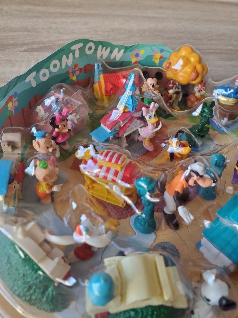 ☆激レア☆未使用美品☆ディズニートゥーンタウン ジオラマ フィギュア