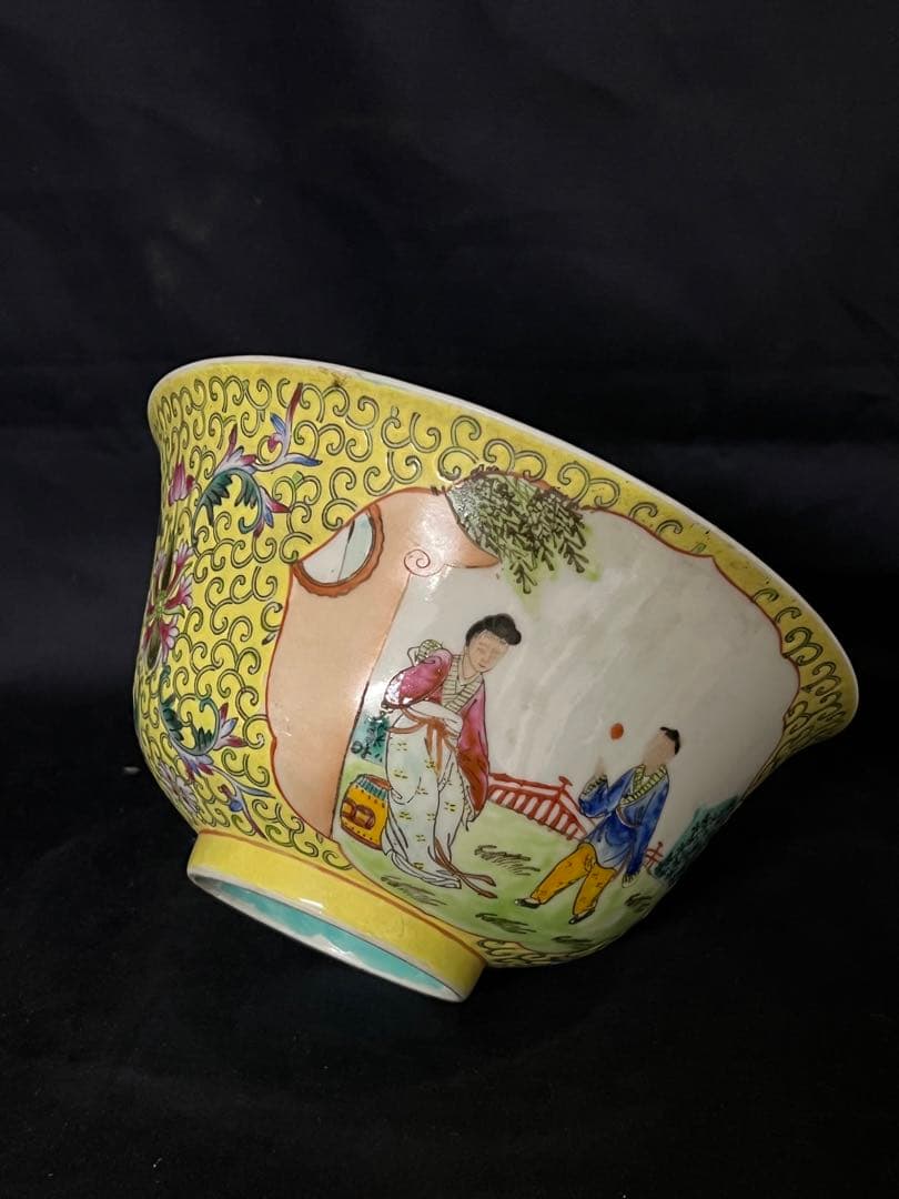 中国古美術　色鉢　五彩花卉文茶碗【乾龍年製】在銘　XG:2-22