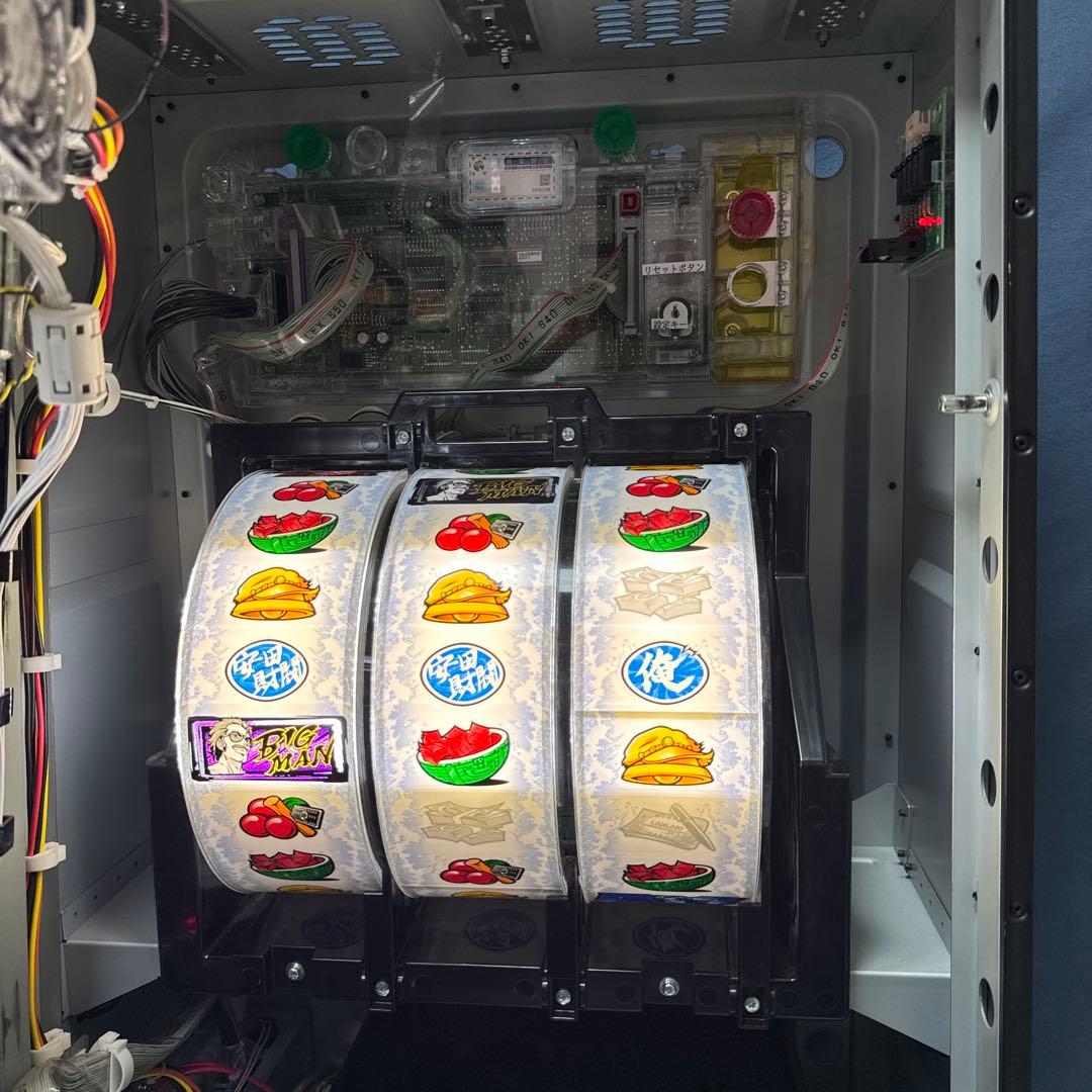 真偽の空 スロットマシン