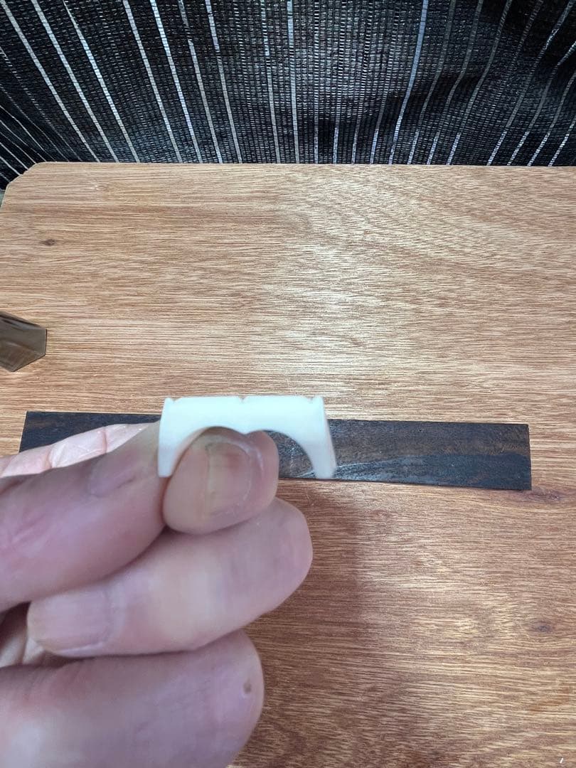 沖縄三線用撥とウマ高級材質(牙)