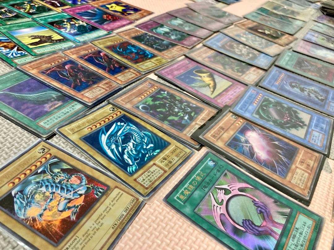 高額レア多数 遊戯王デュエルモンスターズ 初期カードセット 超レア約200枚以上