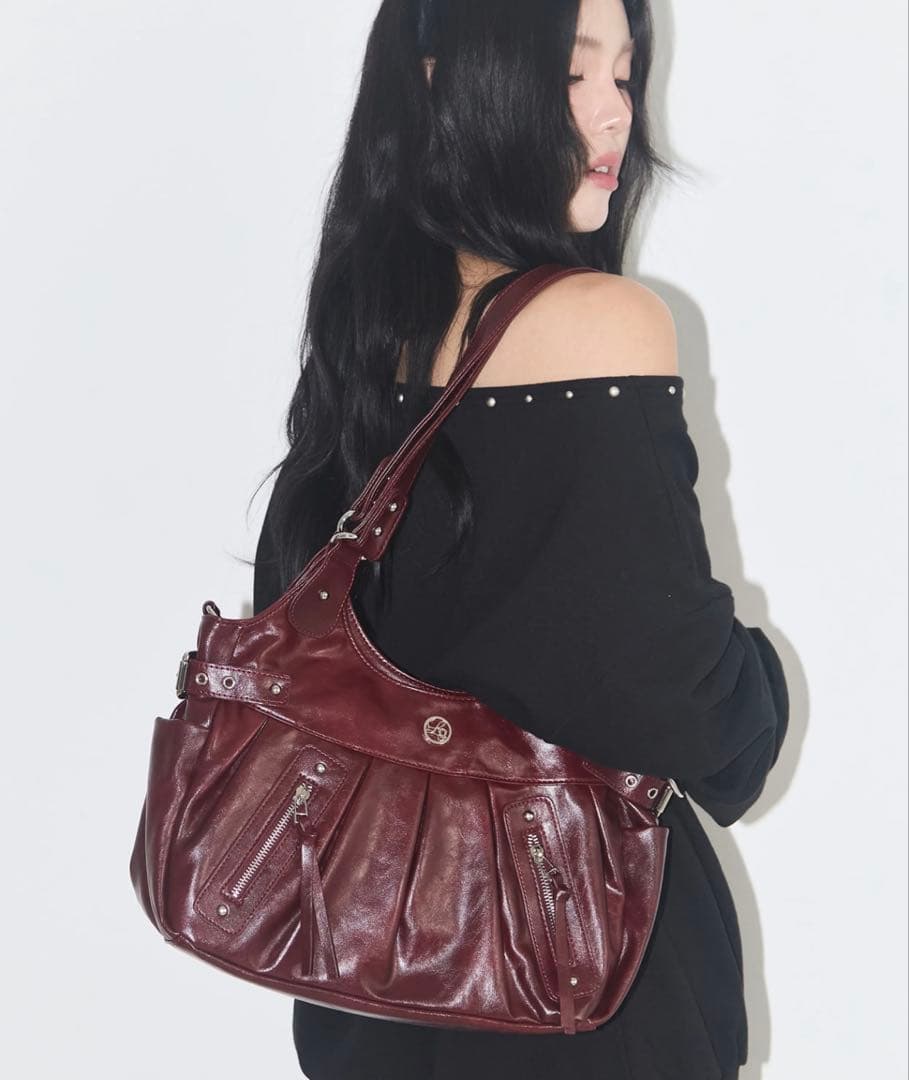 [専用]ILLIGO エンバー バックル ショルダーバッグ バーガンディ