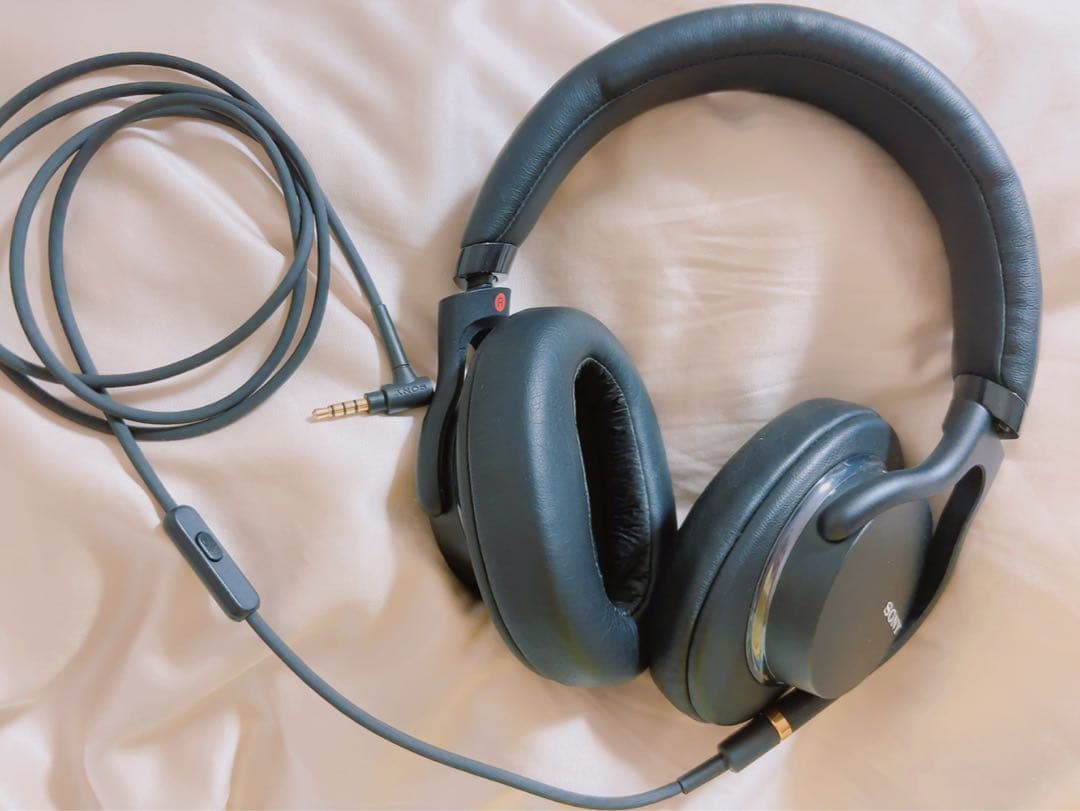 SONY 有線ヘッドホン　MDR-1AM2