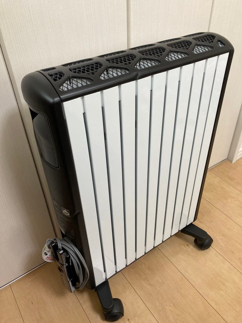 デロンギ　ヒーター　DeLonghi MDH15-BK