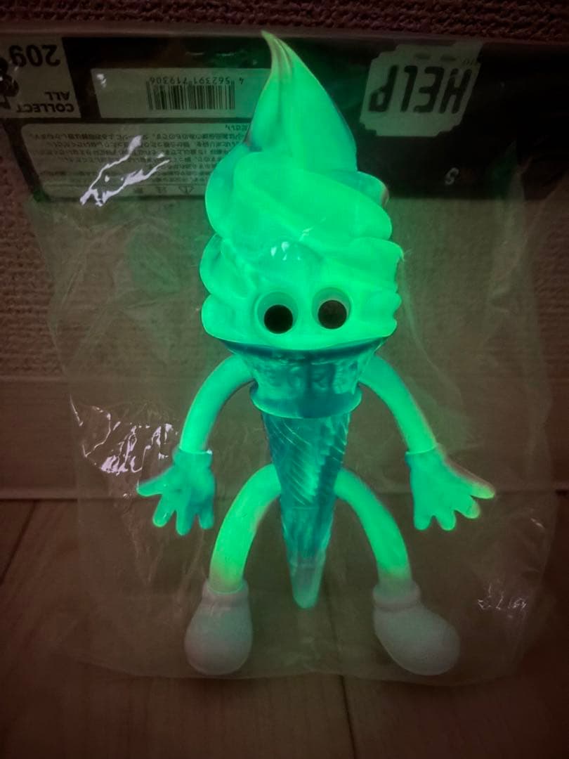 フレーバーズ 209 Ghost Soft ice Cream蓄光ver
