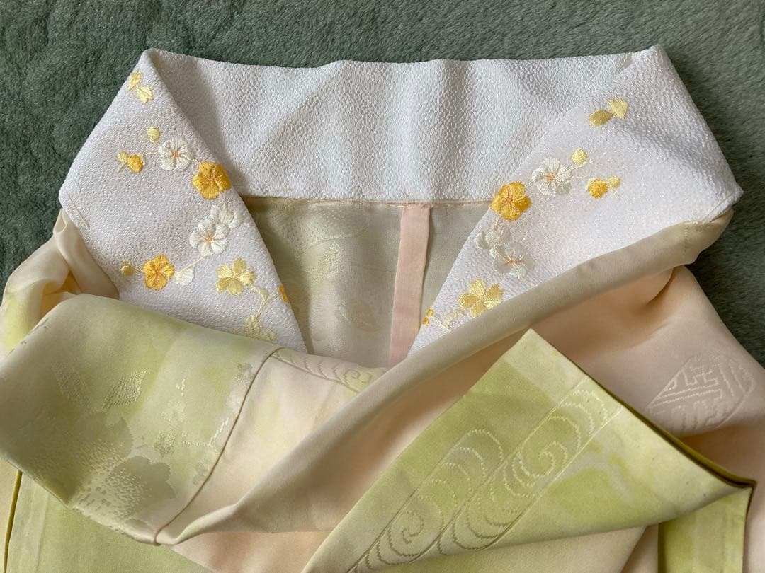 m*9様 美しい　振袖　着物　赤　鳳凰　絞り　15枚目の帯、緑帯締め帯揚げ、襟、