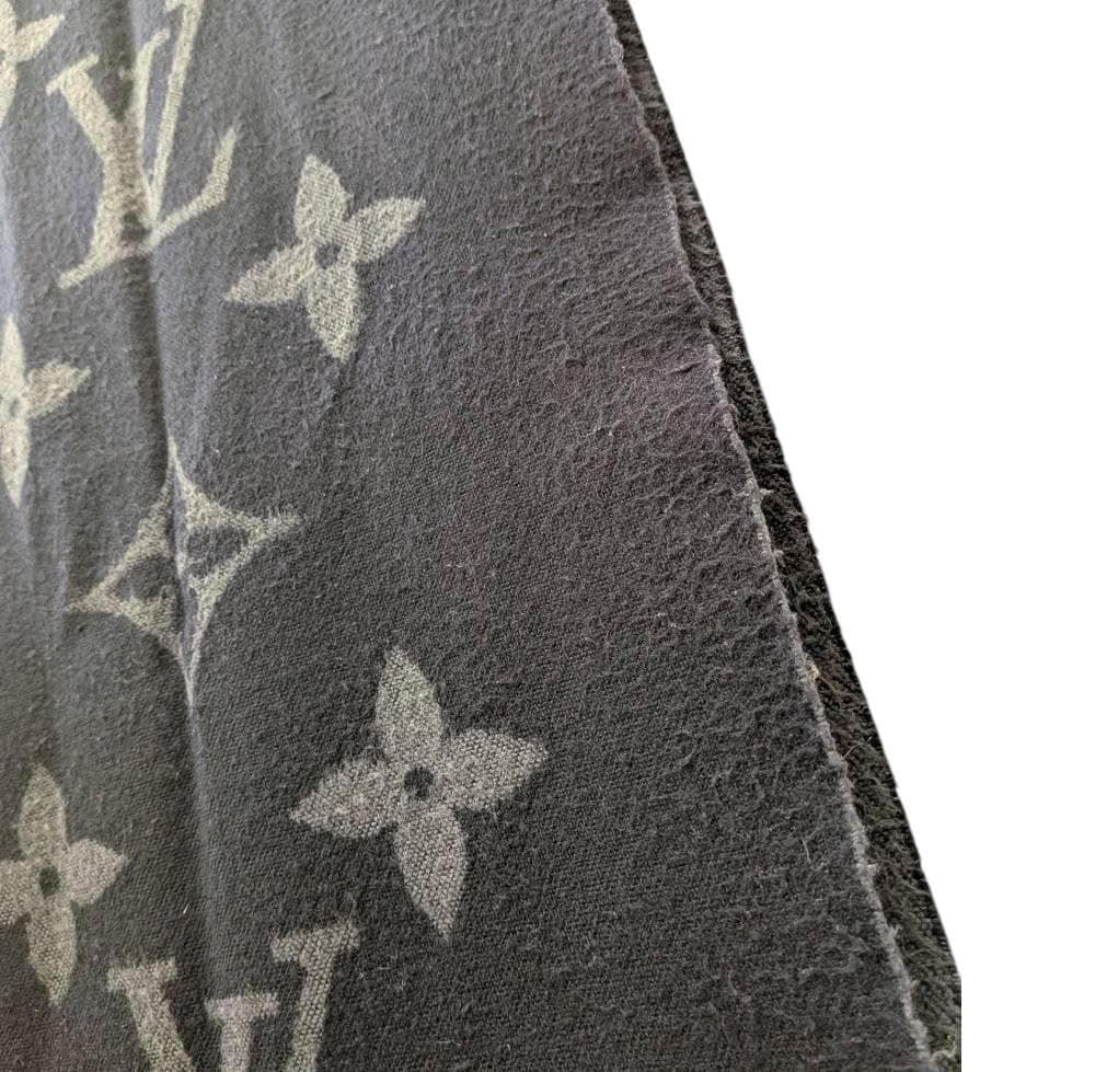 Louis Vuitton ルイヴィトン マフラー ブラック x グレー