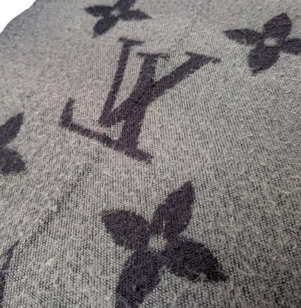 Louis Vuitton ルイヴィトン マフラー ブラック x グレー
