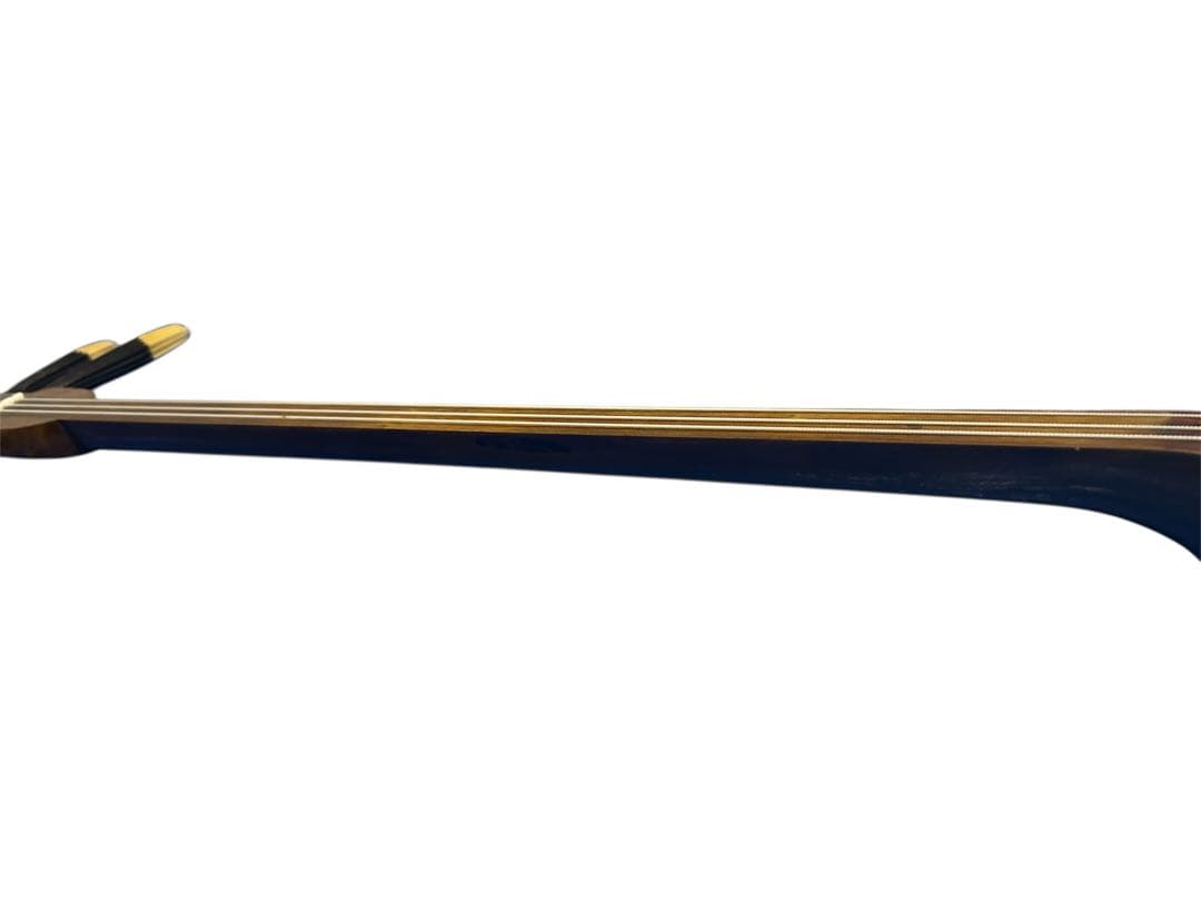 六線　琉球　 沖縄三線 蛇皮 民族楽器 破れ補修済み　沖縄伝統楽器　バチ付き