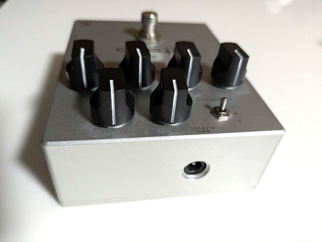 KarDiaN titania v2 ギターエフェクター