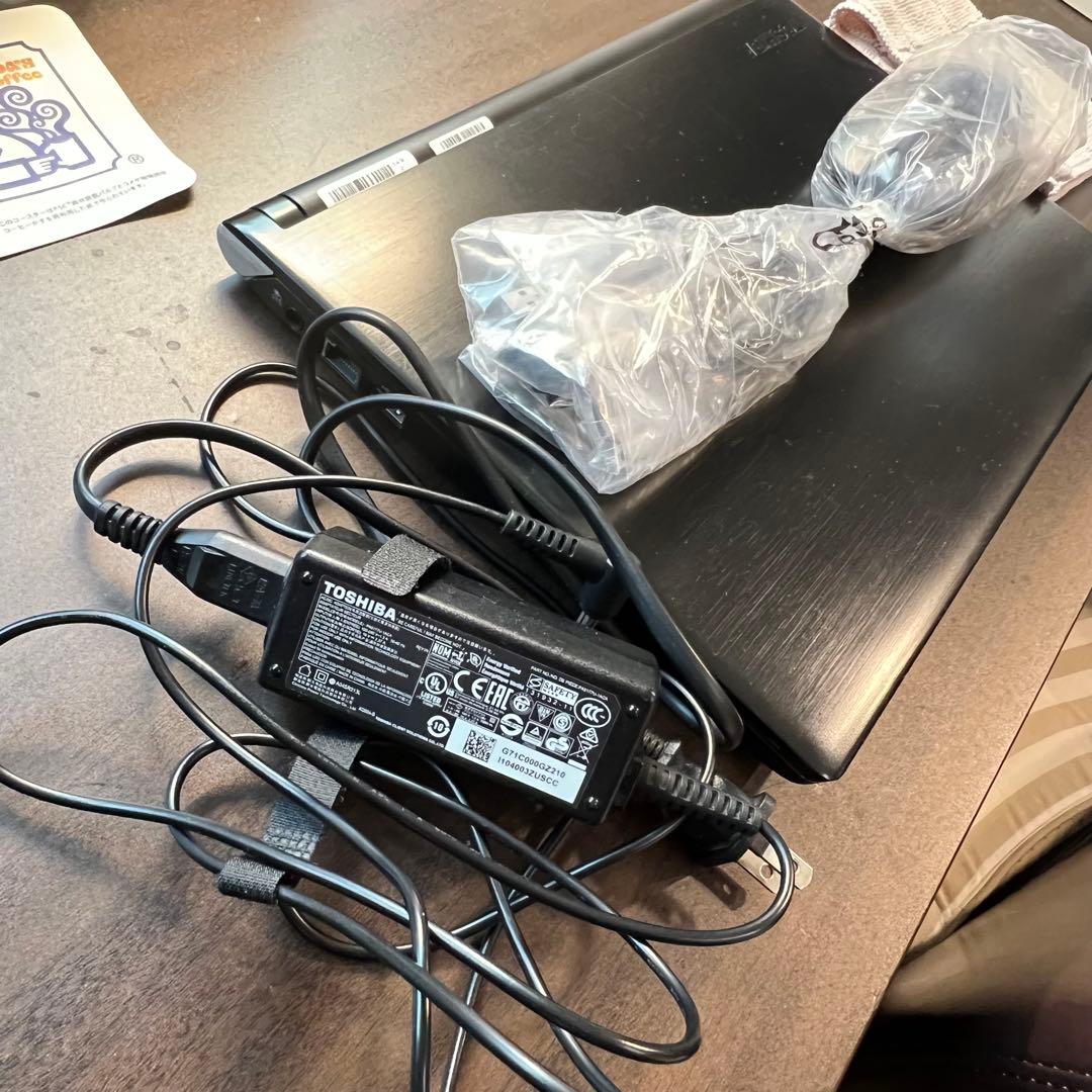 TOSHIBA R73/A 8GB SSD240GB バッテリー交換済