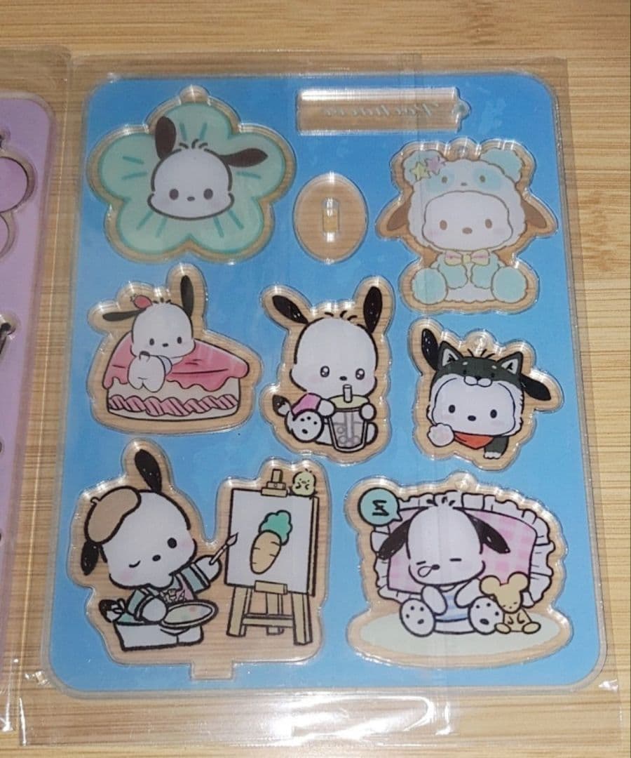 サンリオ スタンドとキーホルダーが作れるアクリル