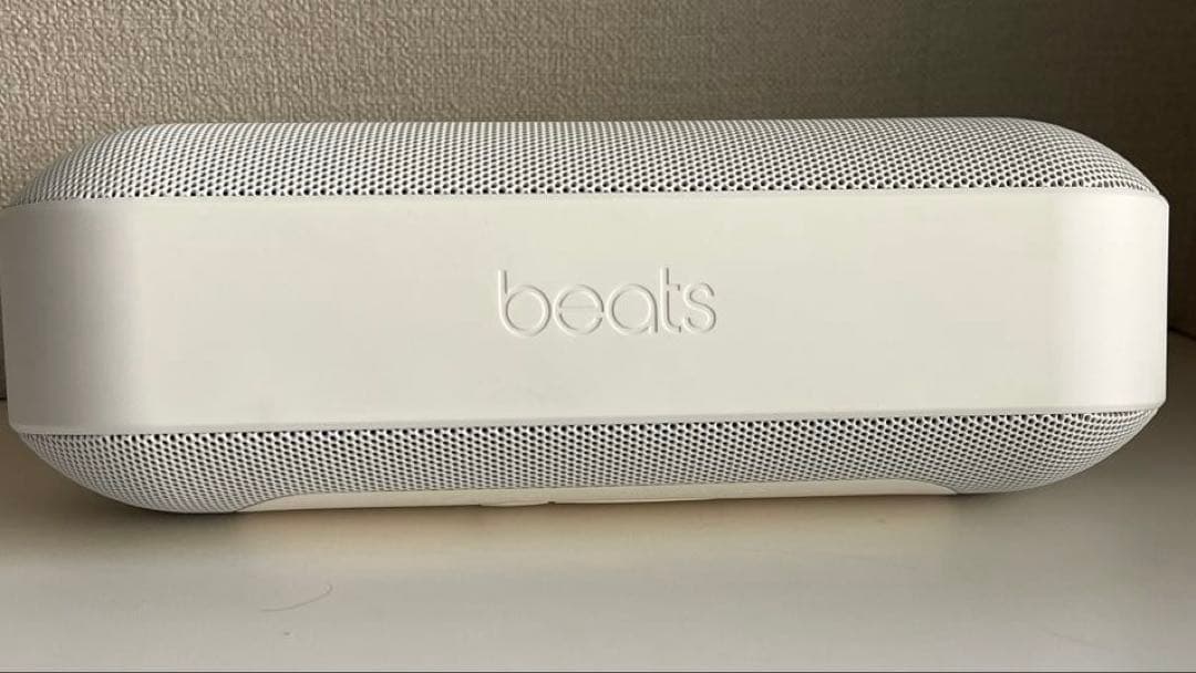 Beats Pill+ ポータブルワイヤレススピーカー