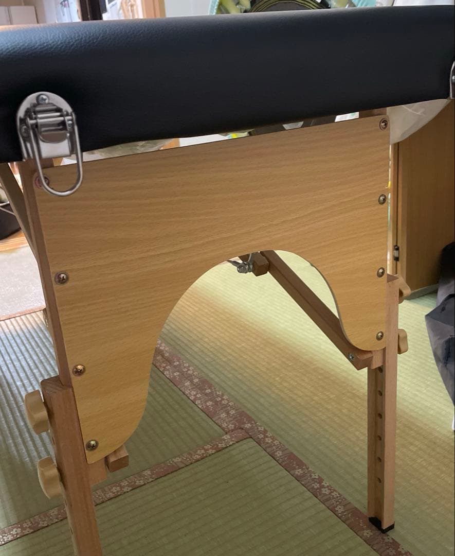 折りたたみマッサージベッド