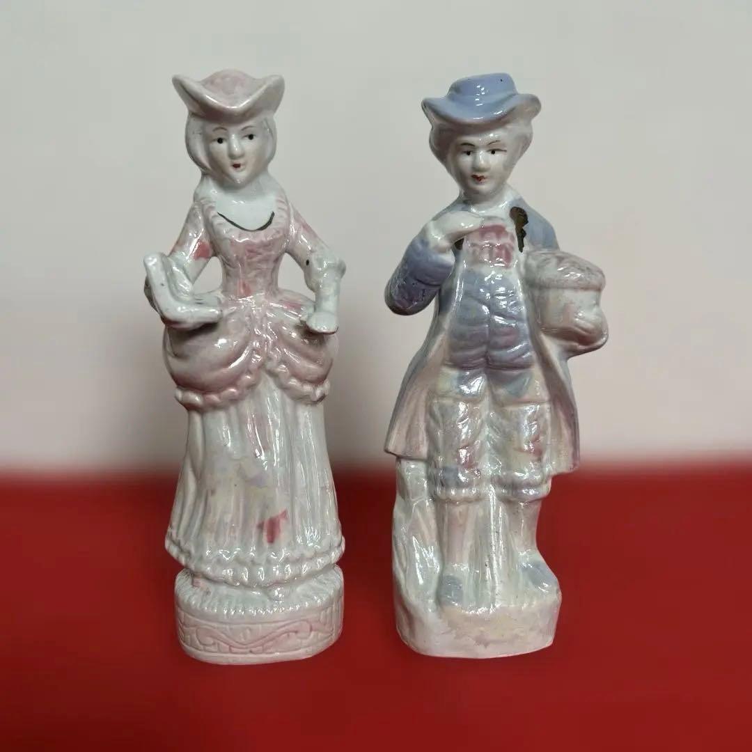 自宅保管品　アンティーク　陶磁器の人形ペア　とても可愛らしいお人形です