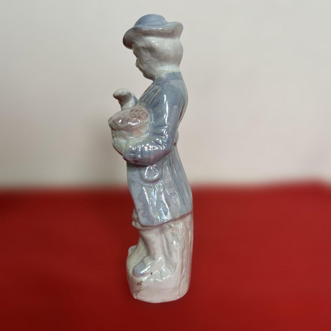 自宅保管品　アンティーク　陶磁器の人形ペア　とても可愛らしいお人形です