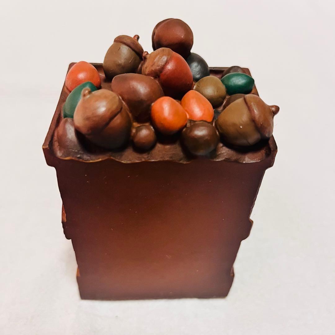 ディズニーリゾート　チップ　デール　ブックエンド　フィギュア