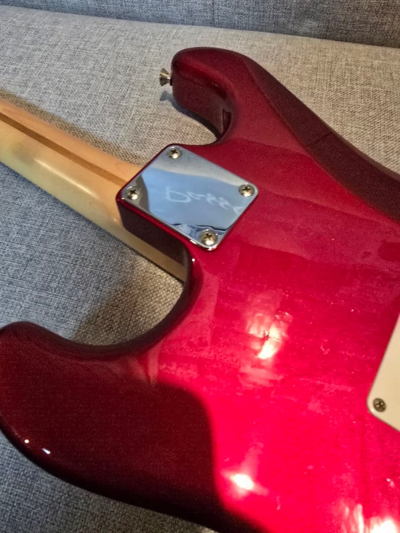 Fender Japan ST-45 Stratocaster メタリックレッド