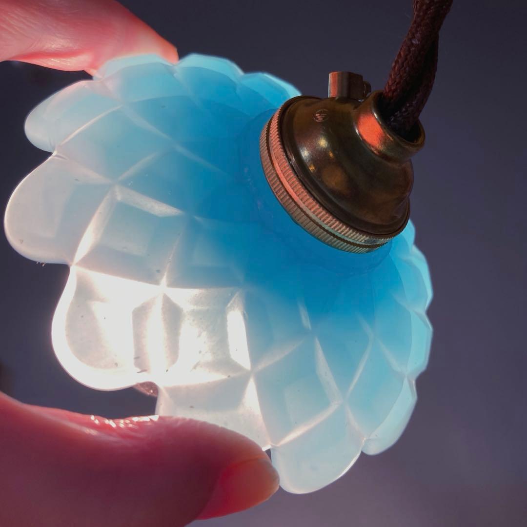 オールドバカラ　ミニシャンデリア　（刻印入）　ブルーオパールセント　フランス