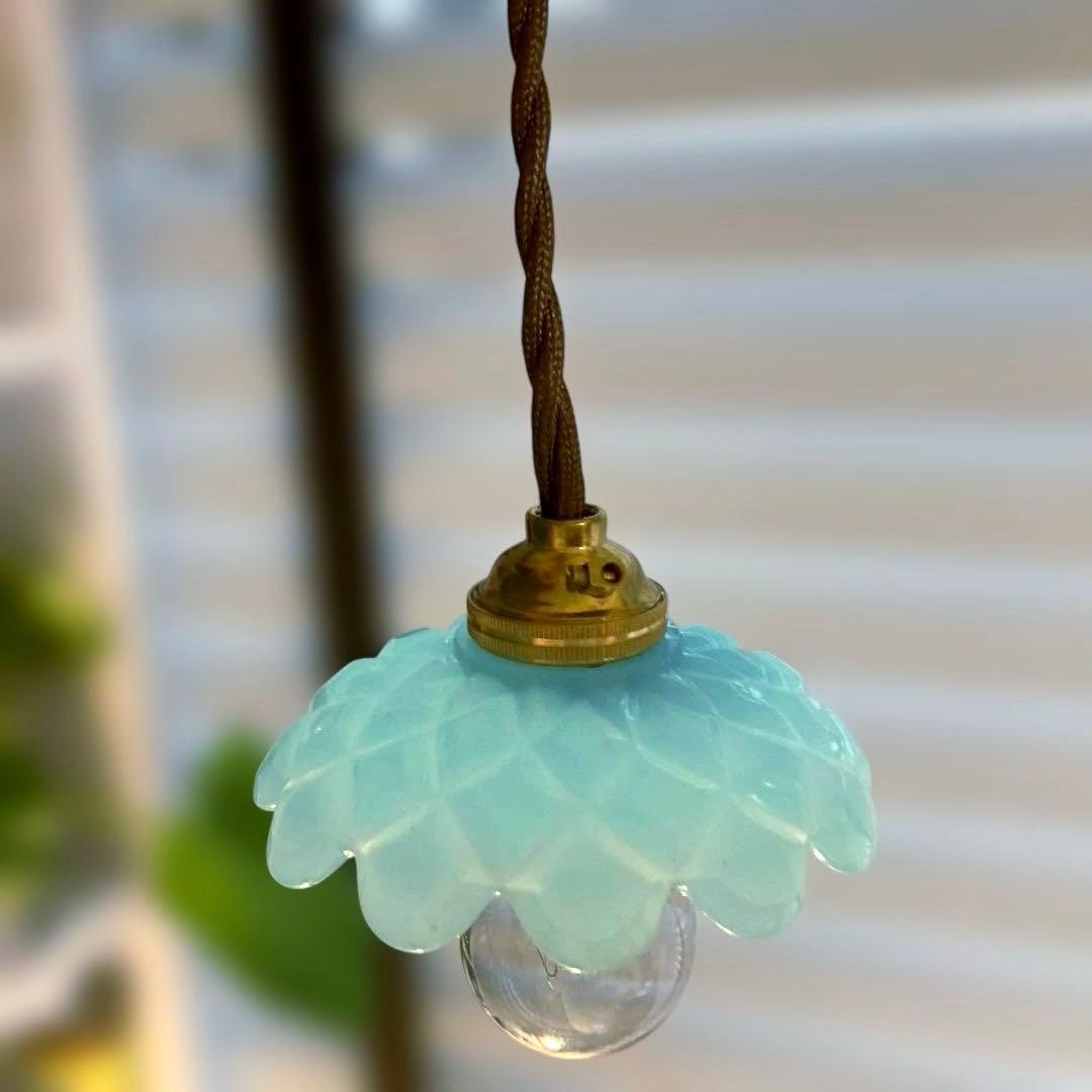 オールドバカラ　ミニシャンデリア　（刻印入）　ブルーオパールセント　フランス