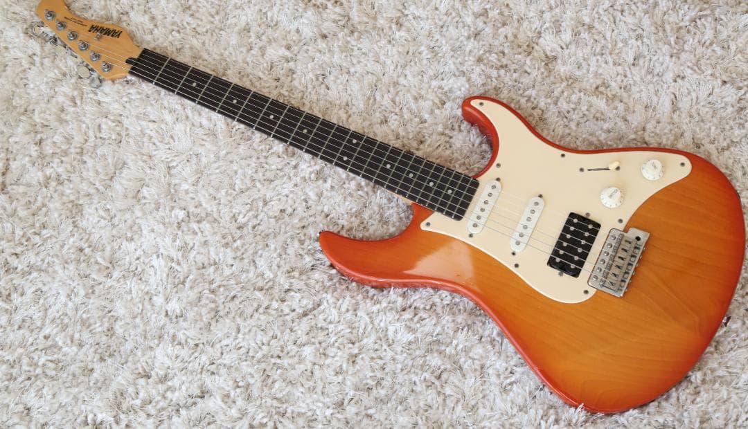 YAMAHA YGS112T Honey Sunburst 訳アリ　SSH