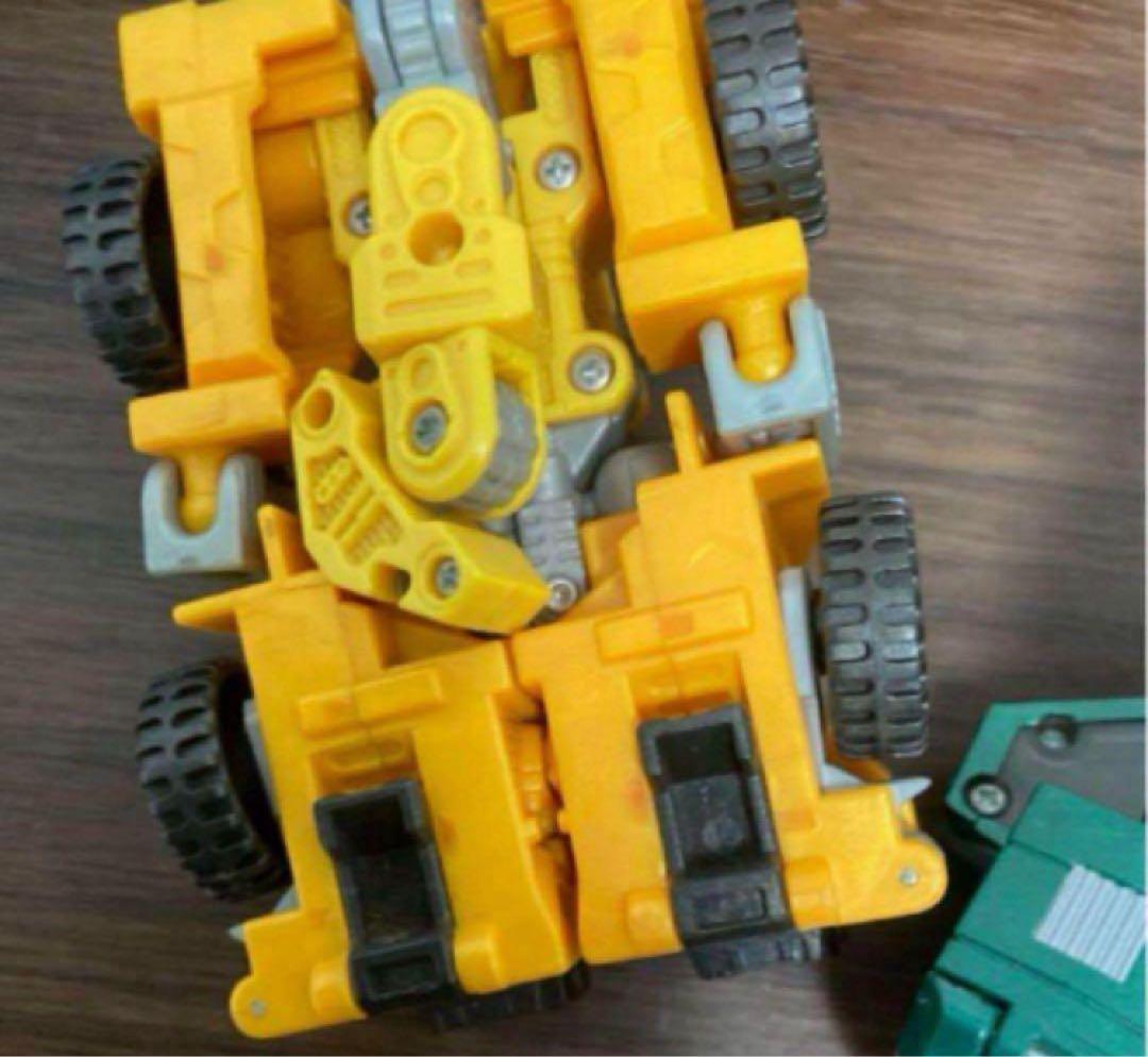 トランスフォーマー　ビルドキング　カーロボット①