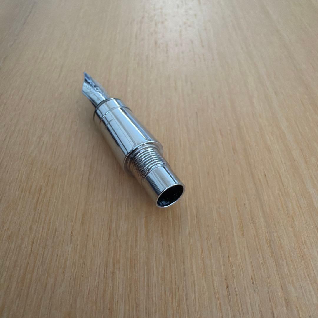 VISCONTI ブラック 万年筆（値引き可能）