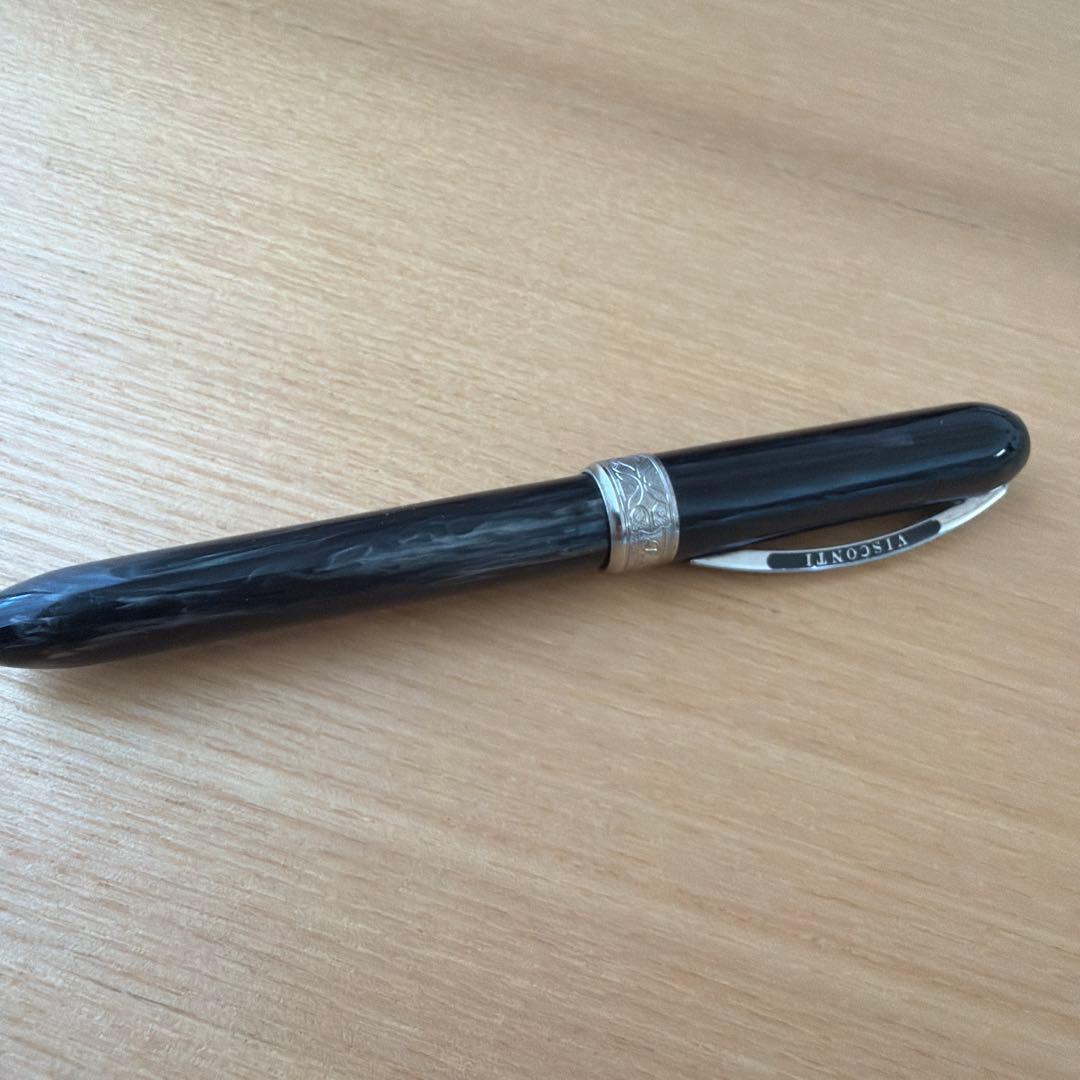 VISCONTI ブラック 万年筆（値引き可能）