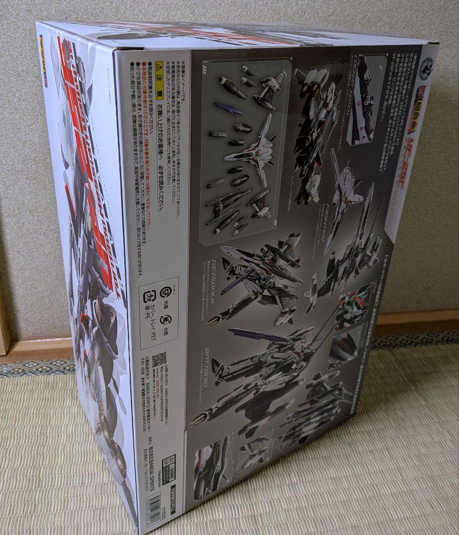 未開封　DX超合金 VF-25F トルネードメサイアバルキリー