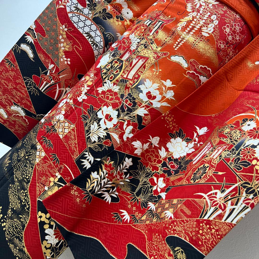 353 振袖フルセット 正絹 レッド 朱赤 赤 黒 金彩 駒刺繍 暈し染め 古典