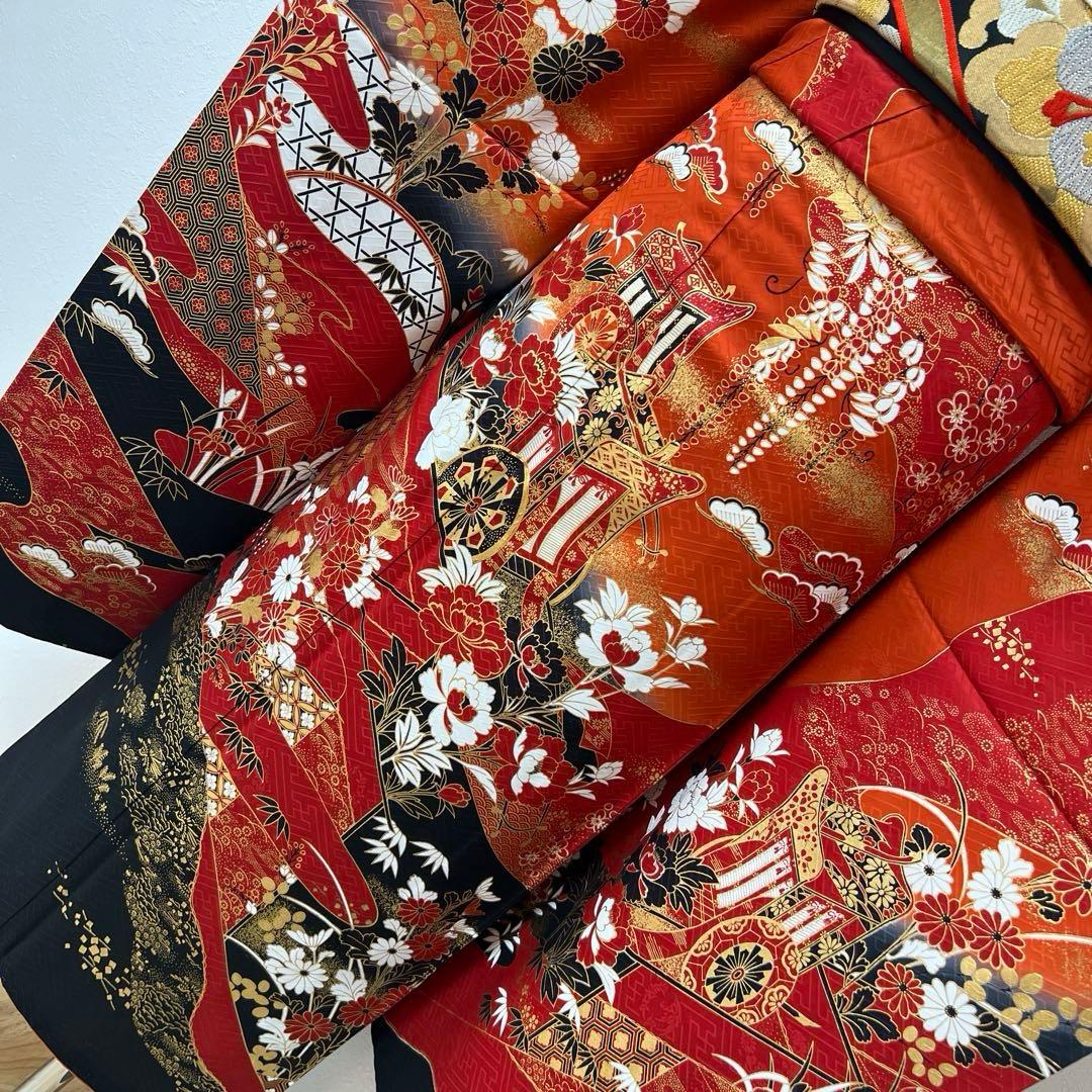 353 振袖フルセット 正絹 レッド 朱赤 赤 黒 金彩 駒刺繍 暈し染め 古典