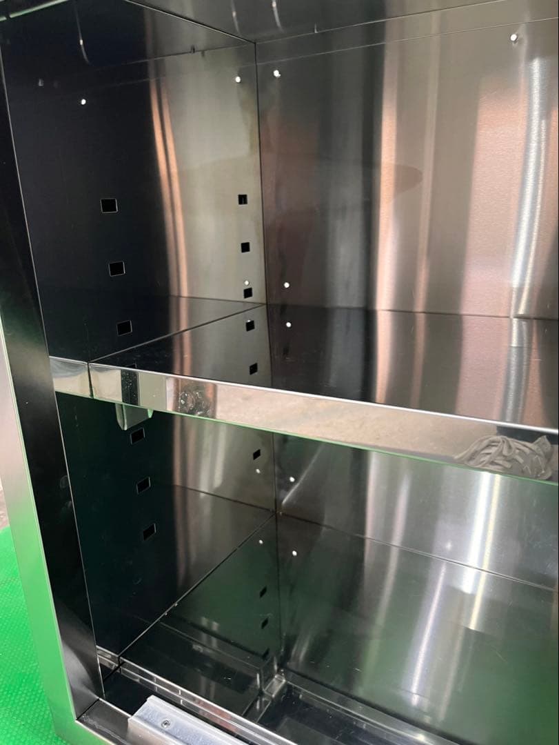 ☆工場整備品☆吊り戸棚 幅900 ステンレス　美品　業務用