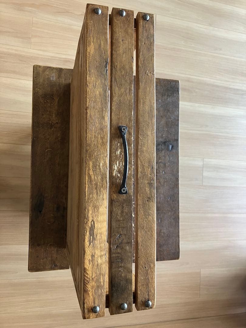 ウッド製サイドテーブル 引き出し付き