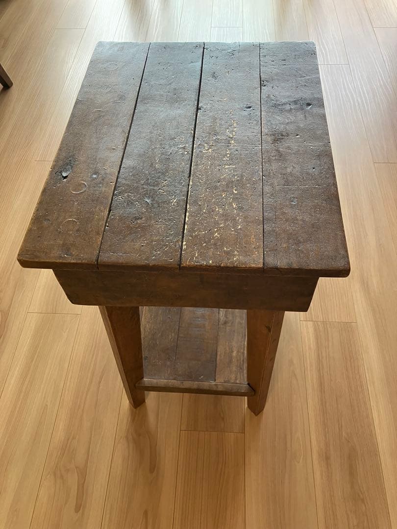 ウッド製サイドテーブル 引き出し付き