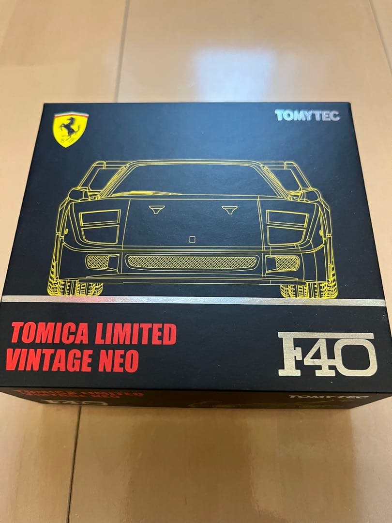 トミカリミテッドヴィンテージNEO F40 イエロー 限定版