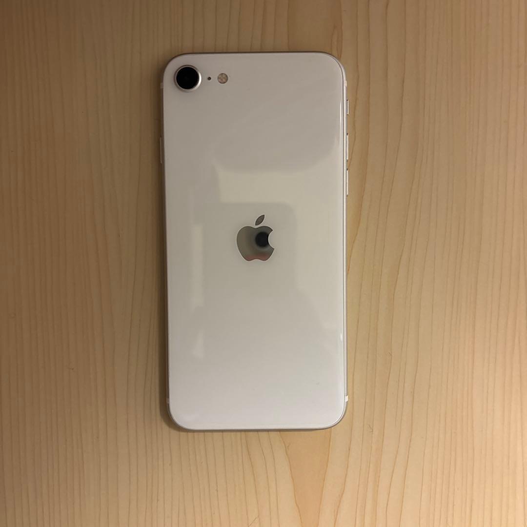 iPhone SE第二世代　ホワイト
