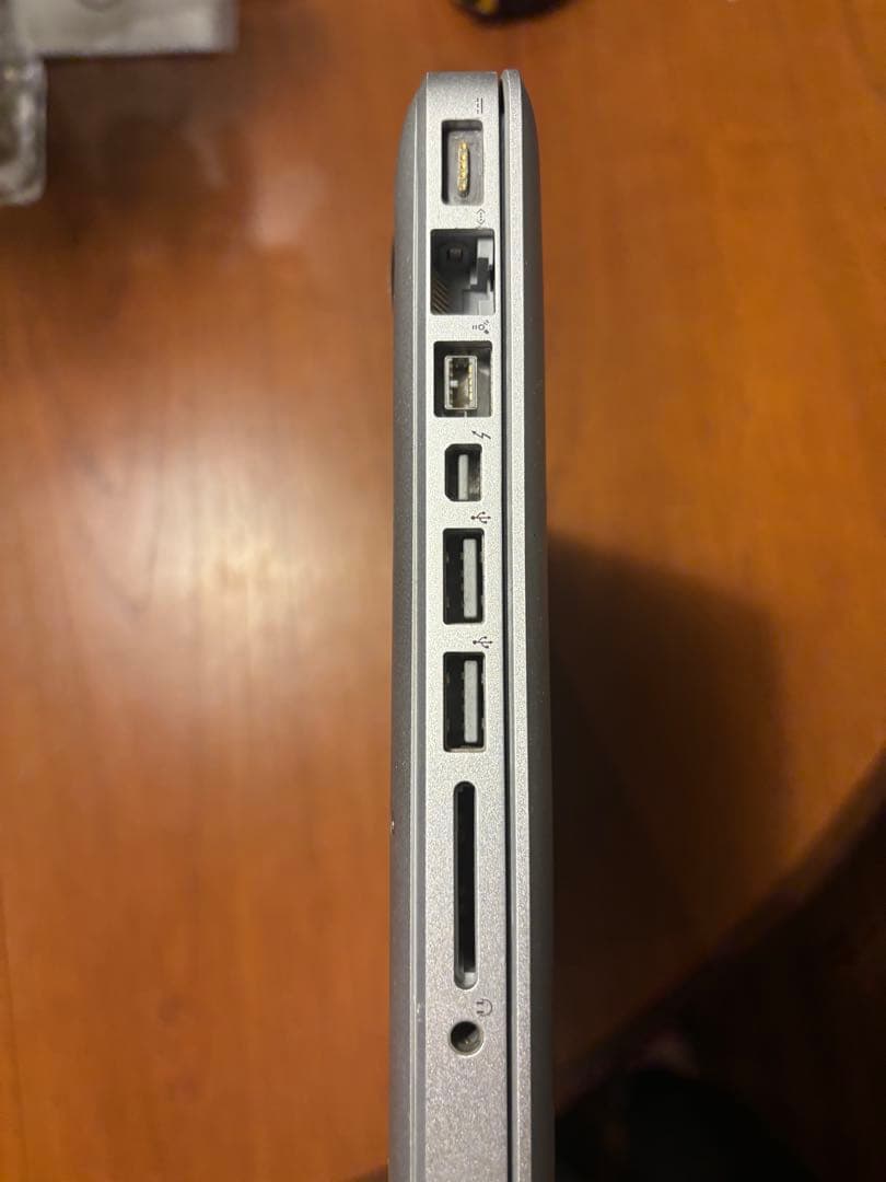 Apple MacBook pro シルバー 日本語配列