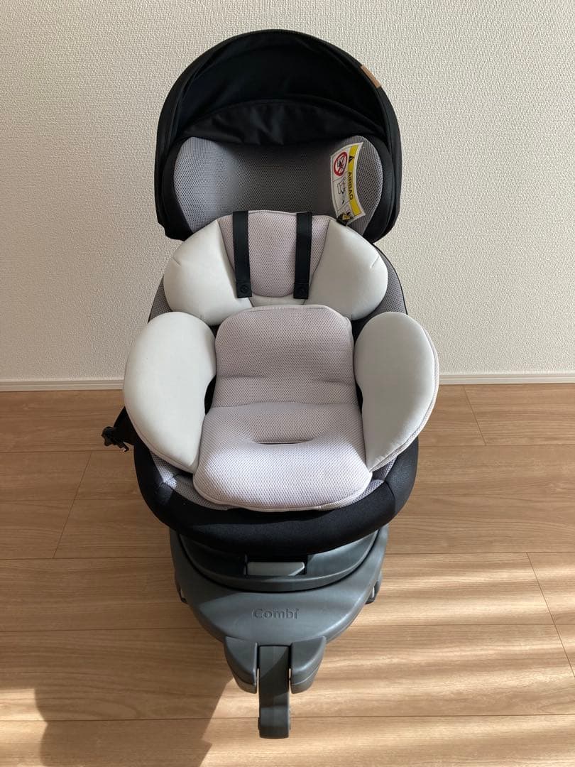 コンビ　チャイルドシート　THE S シリーズ　ISOFIX