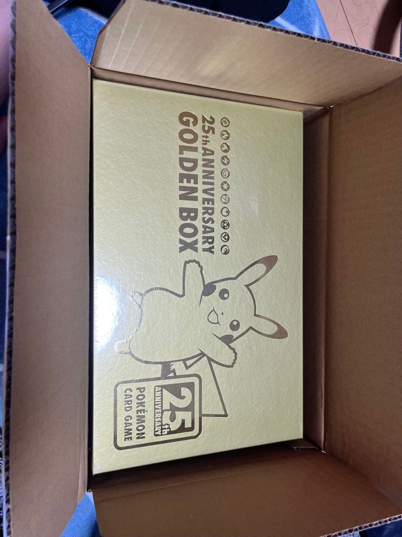 ポケモンカード 25th Anniversary Golden Box
