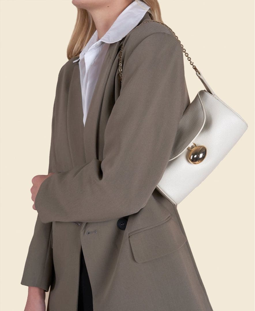 CDFUNE バック　チェーン　ホワイト　ゴールド