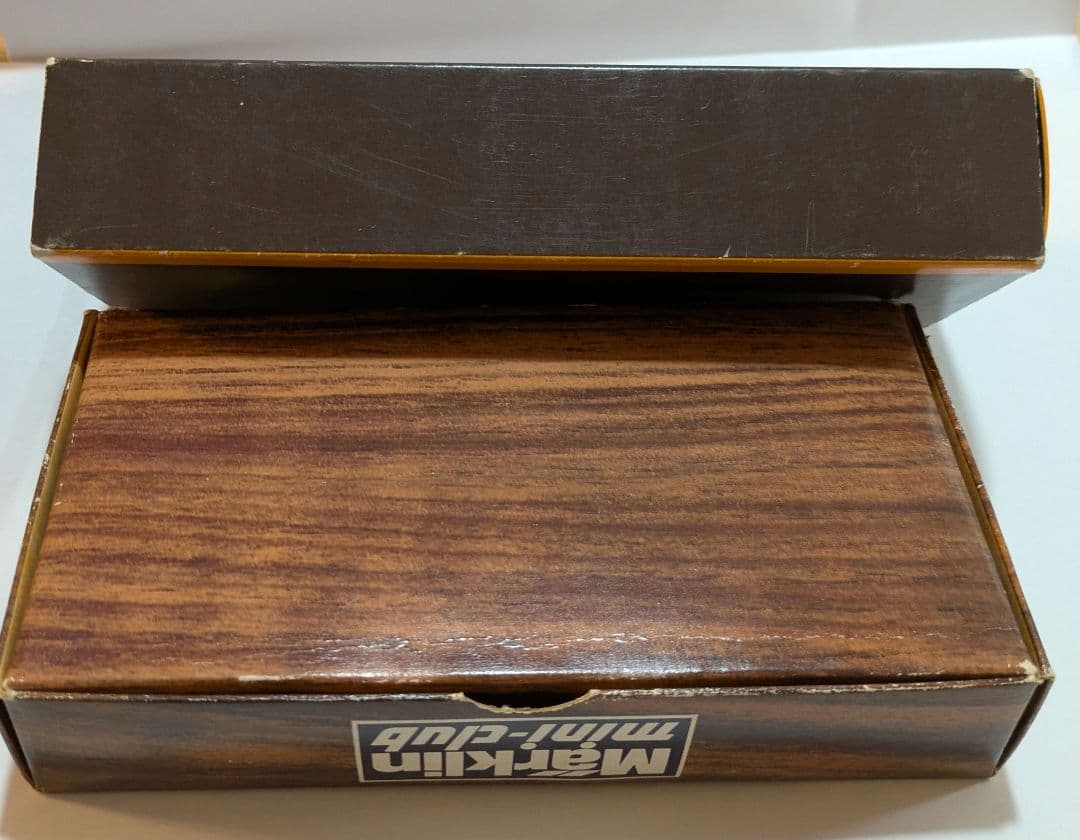 Zゲージディーゼル機関車2両セット