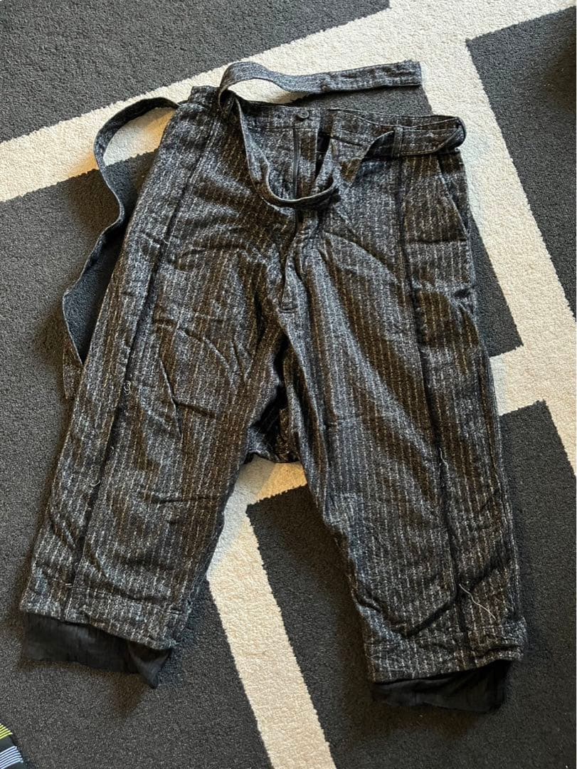 エーエフアーティファクト　af artefactストライプ サルエルパンツ