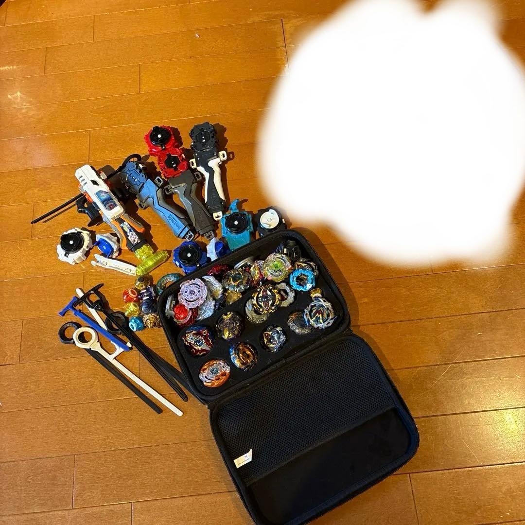 ベイブレード　セット（ケース・スタジアム付き）