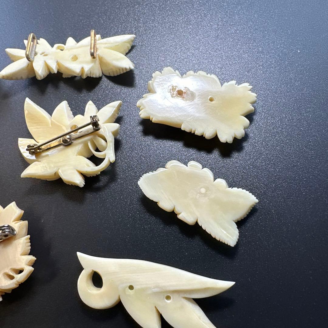 【vintage】鯨歯　ブローチと素材まとめ売り　ハンドメイドに！