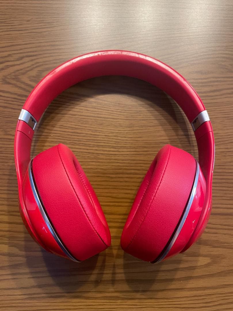 Beats studio wireless ワイヤレスヘッドホン　レッド